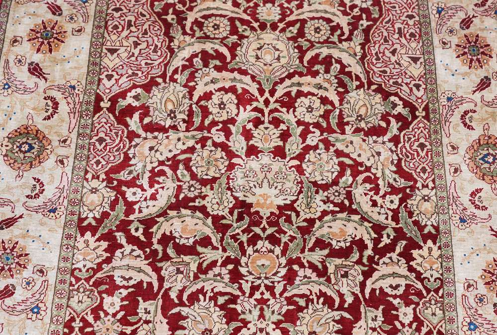 Oriental rug Hereke