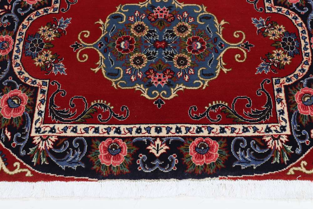 Persian rug Kashan