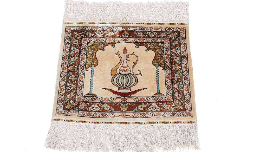 Oriental rug Hereke