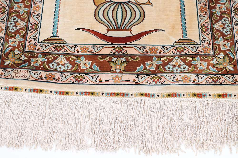 Oriental rug Hereke