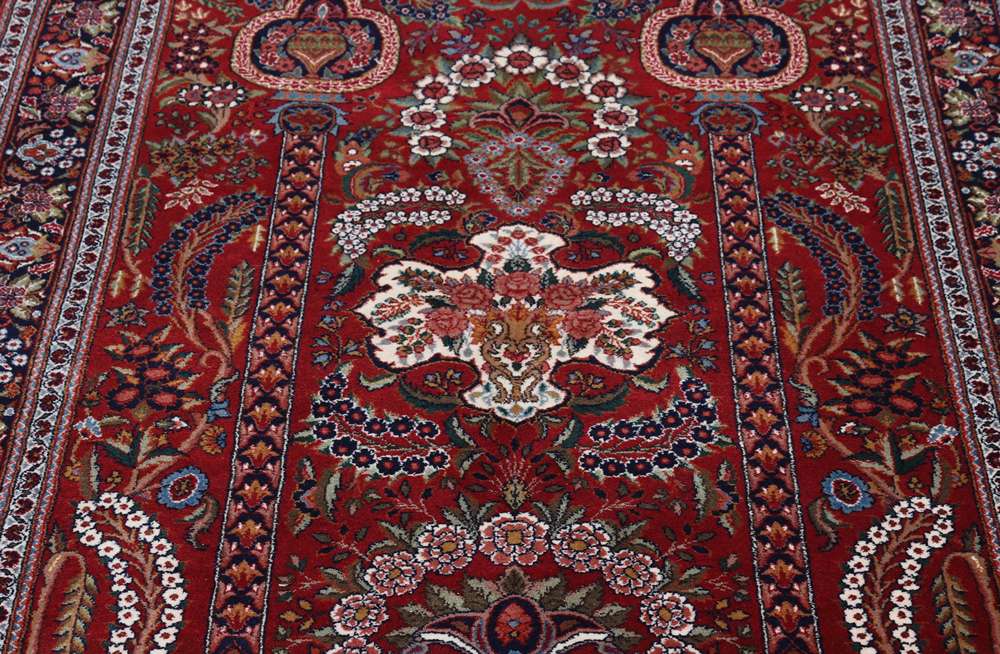 Persian rug Kashan