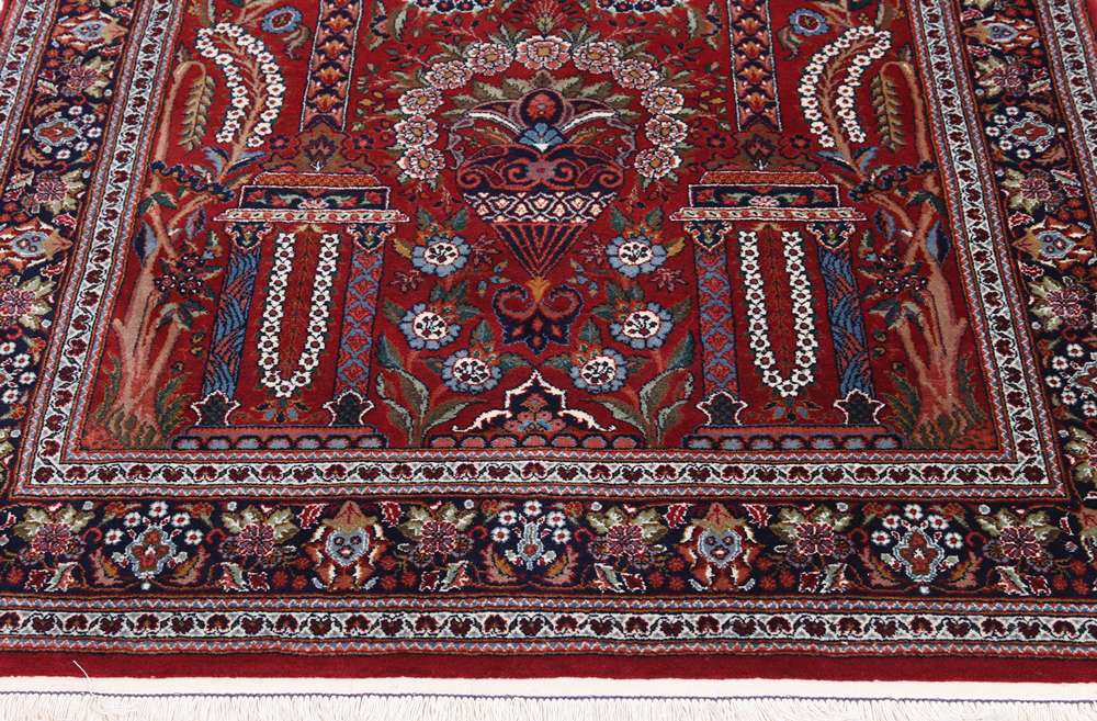 Persian rug Kashan