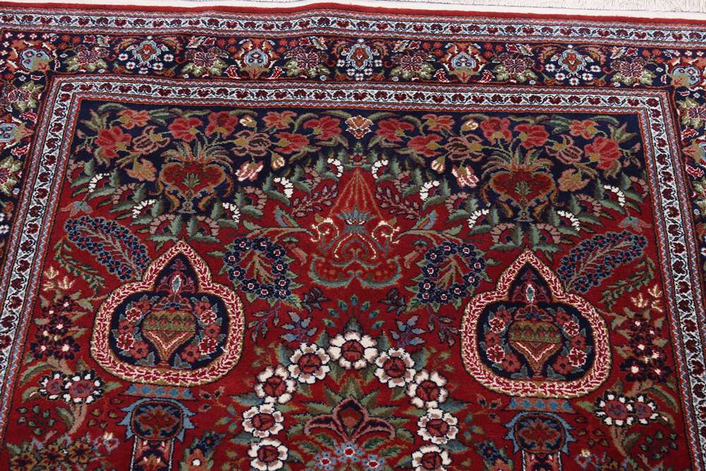 Persian rug Kashan