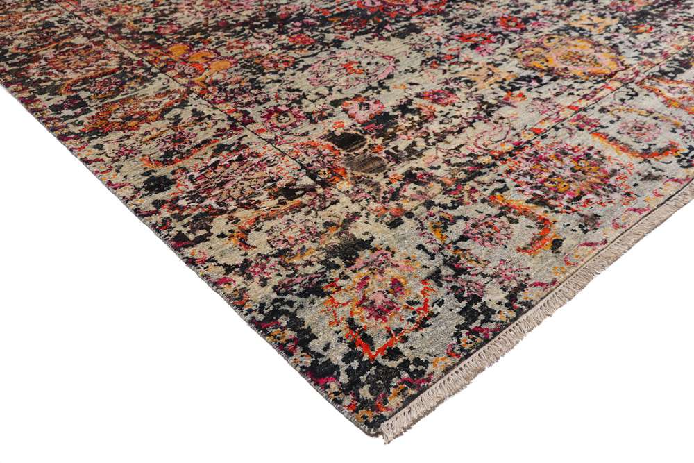 Oriental rug Signature