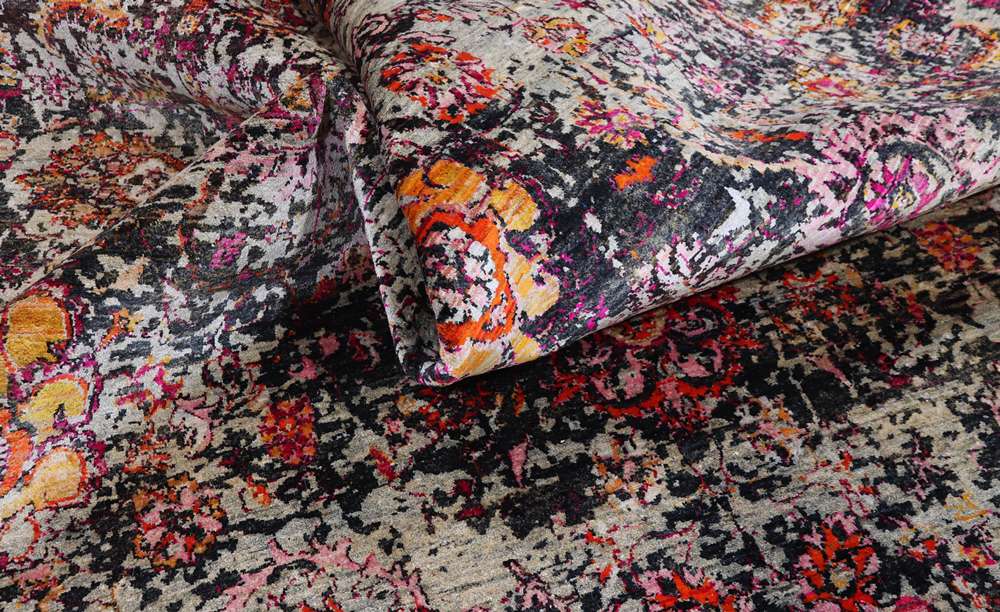 Oriental rug Signature