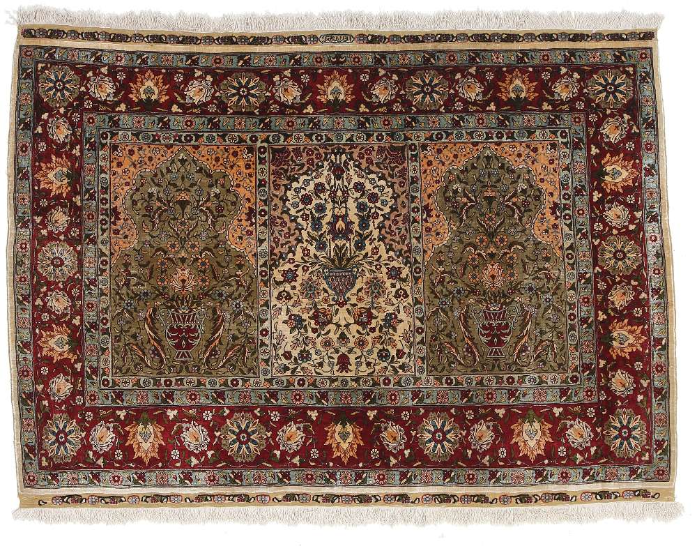Oriental rug Hereke
