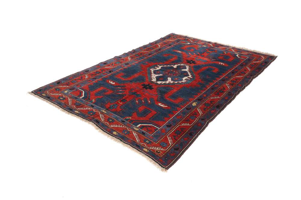 Oriental rug Kazak