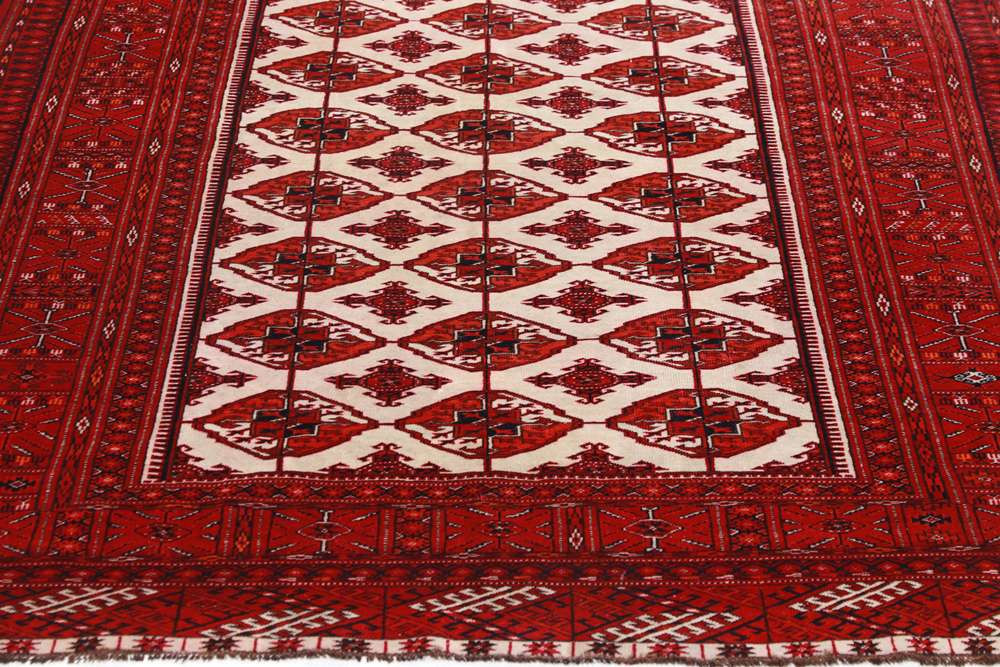 Oriental rug Yamuth