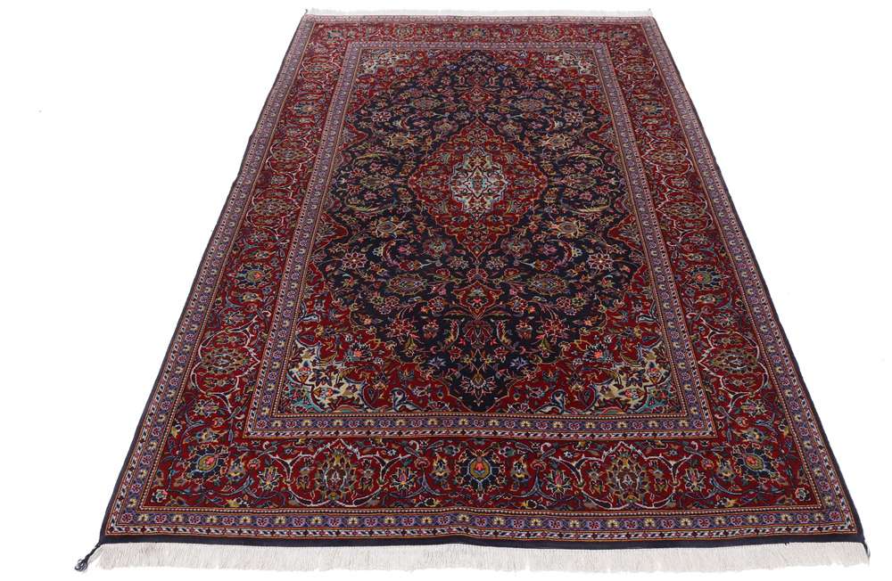 Persian rug Kashan