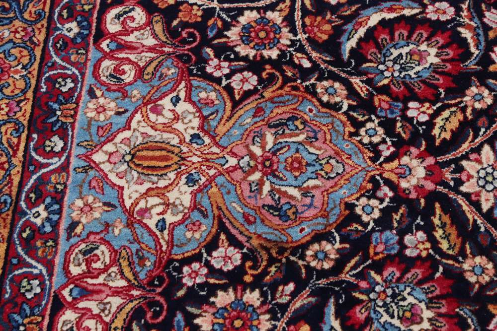 Persian rug Kerman Rawar