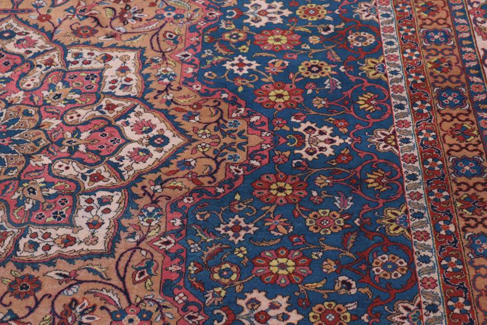 Oriental rug Agra