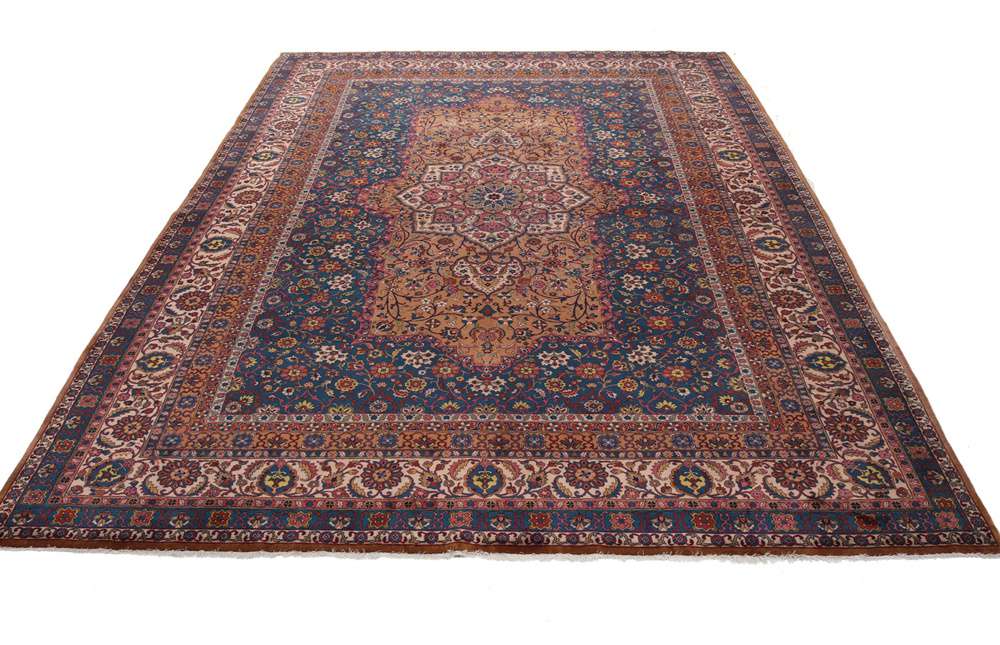 Oriental rug Agra