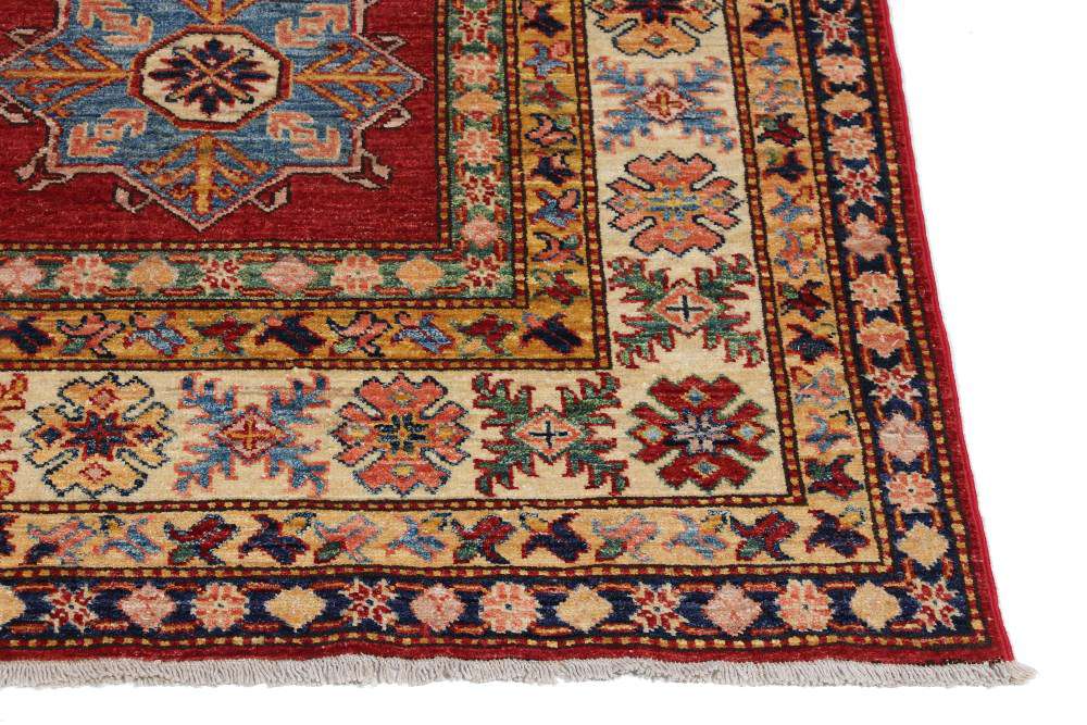 Oriental rug Kazak