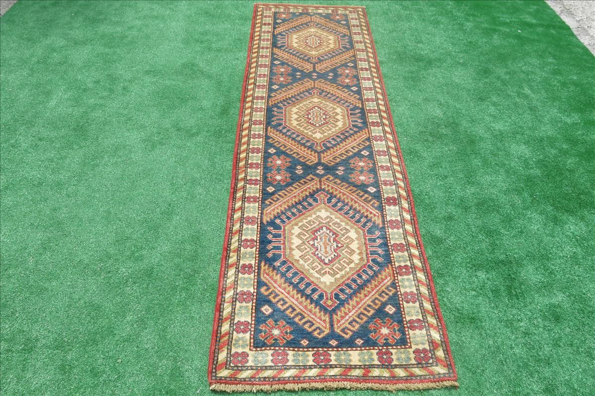 Oriental rug Kazak