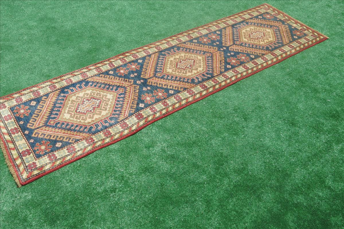 Oriental rug Kazak