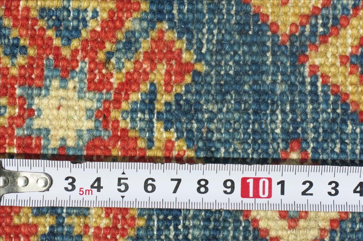 Oriental rug Kazak