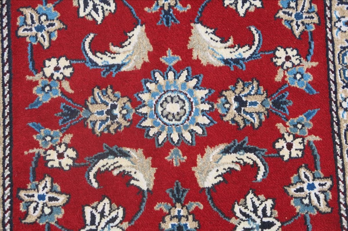 Oriental rug Nain Kashmar Fine