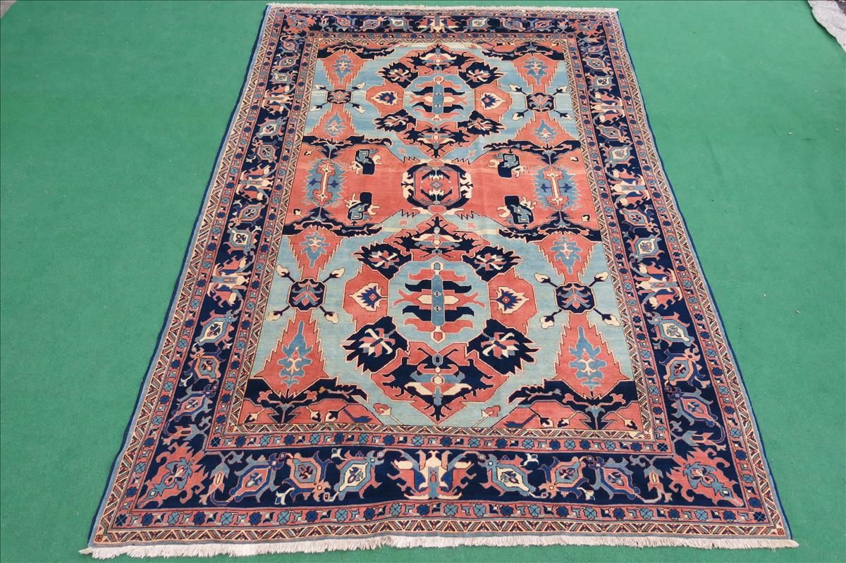 Oriental rug Heriz Royal