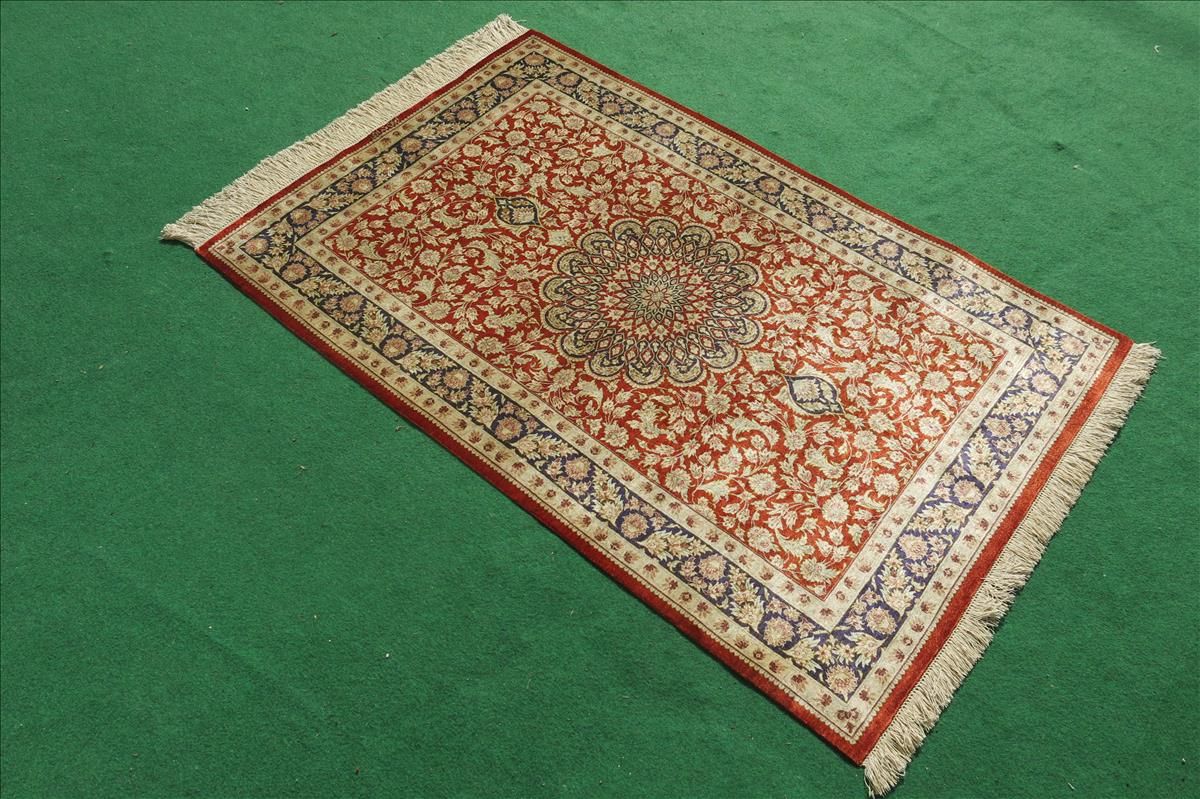 Perský koberec Qom Hedvábí Imperial