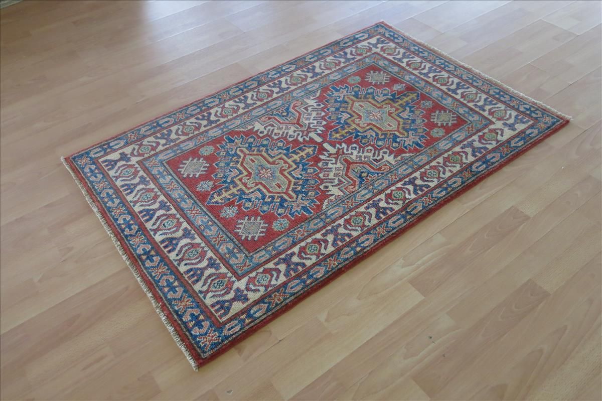 Orientální koberec Kazak
