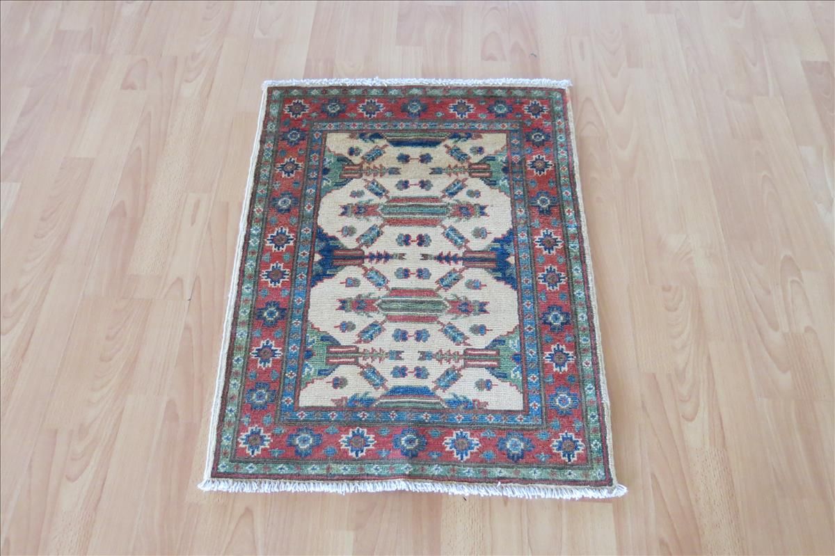 Orientální koberec Kazak