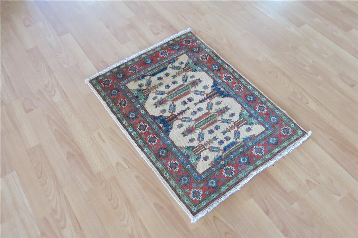 Orientální koberec Kazak