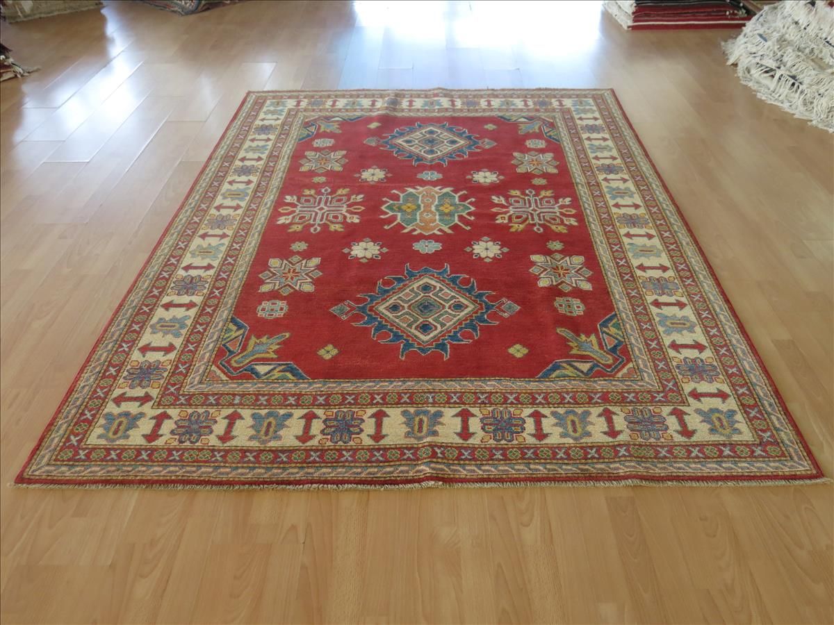 Orientální koberec Kazak