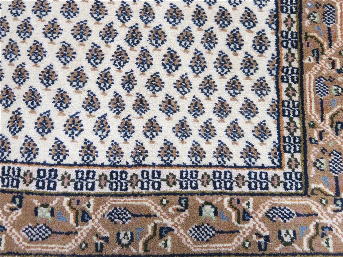 Oriental rug Mir
