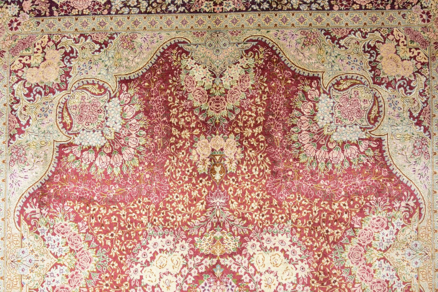 Oriental rug Ghom Silk Royal