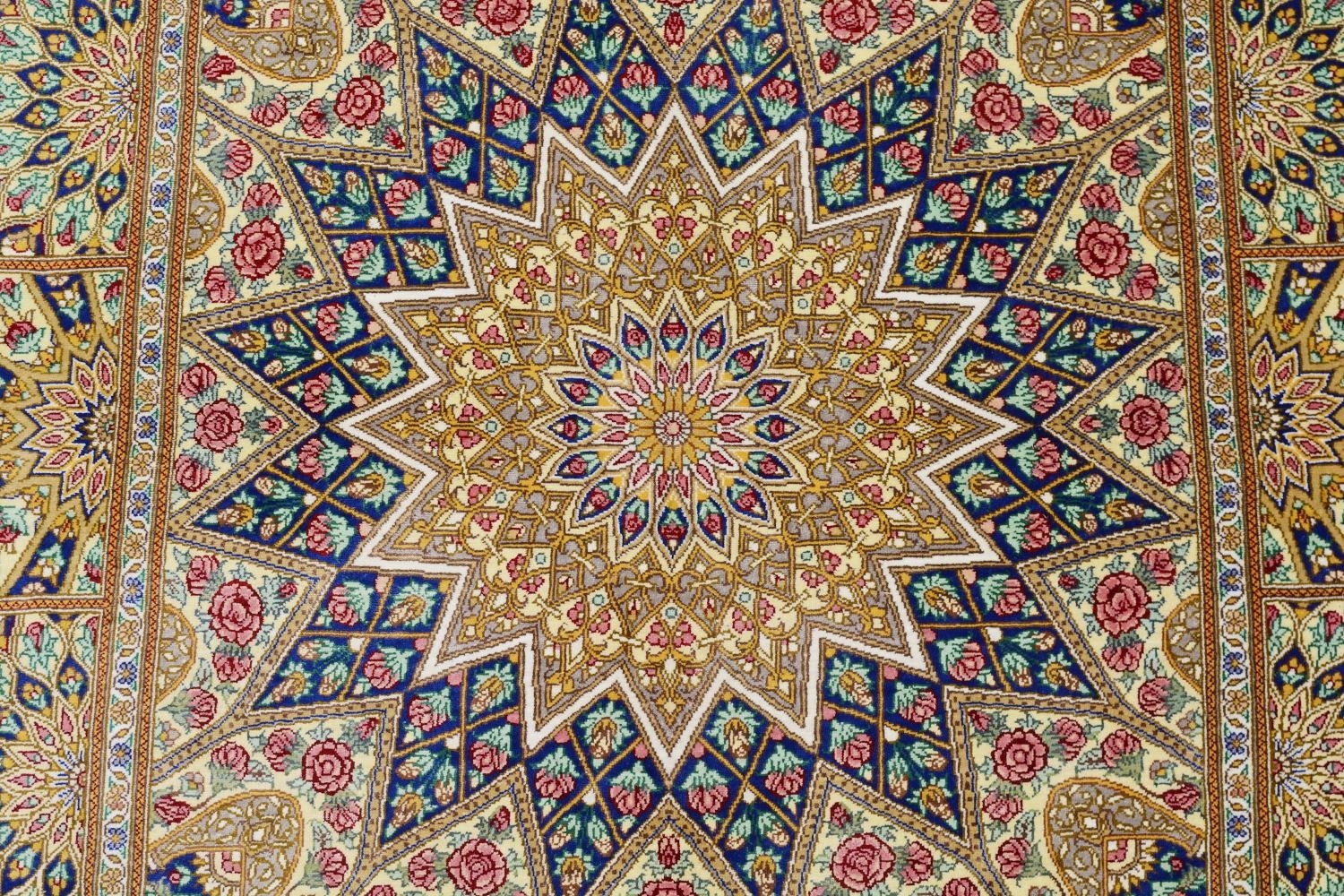 Orientální koberec Qom Hedvábí Royal