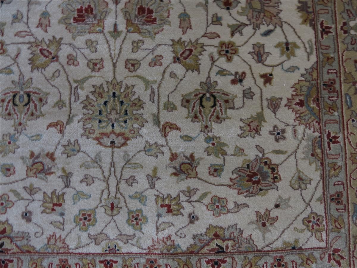 Oriental rug Tabriz Royal