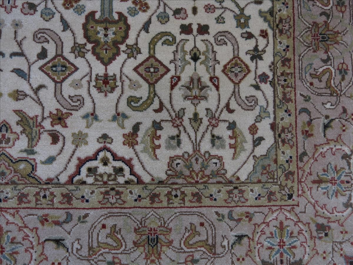 Oriental rug Tabriz Royal