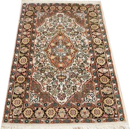 Orientální koberec Qom Super