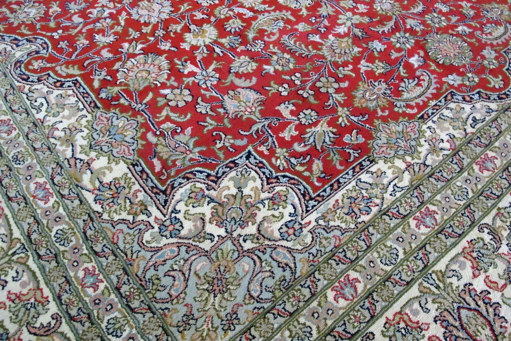 Oriental rug Kashmir Silk Exclusive