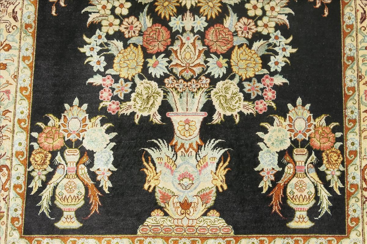 Oriental rug Ghom Silk Imperial