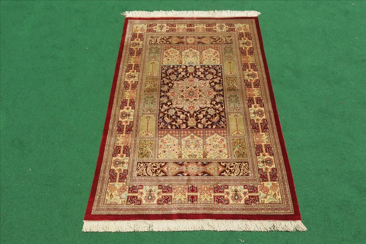 Perský koberec Qom Hedvábí