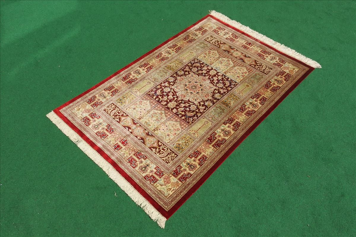 Persian rug GHOM SILK