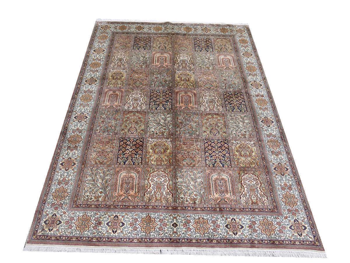 Oriental rug Kashmir Silk Exclusive