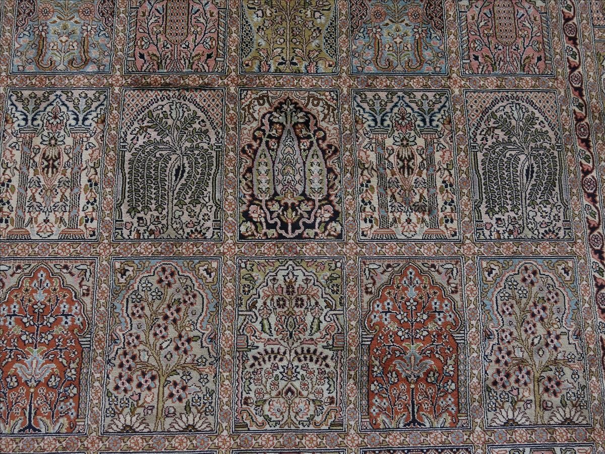 Oriental rug Kashmir Silk Exclusive