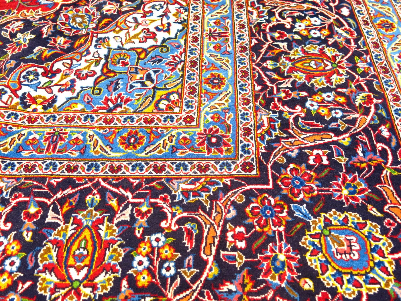 Persian rug Keshan Royal