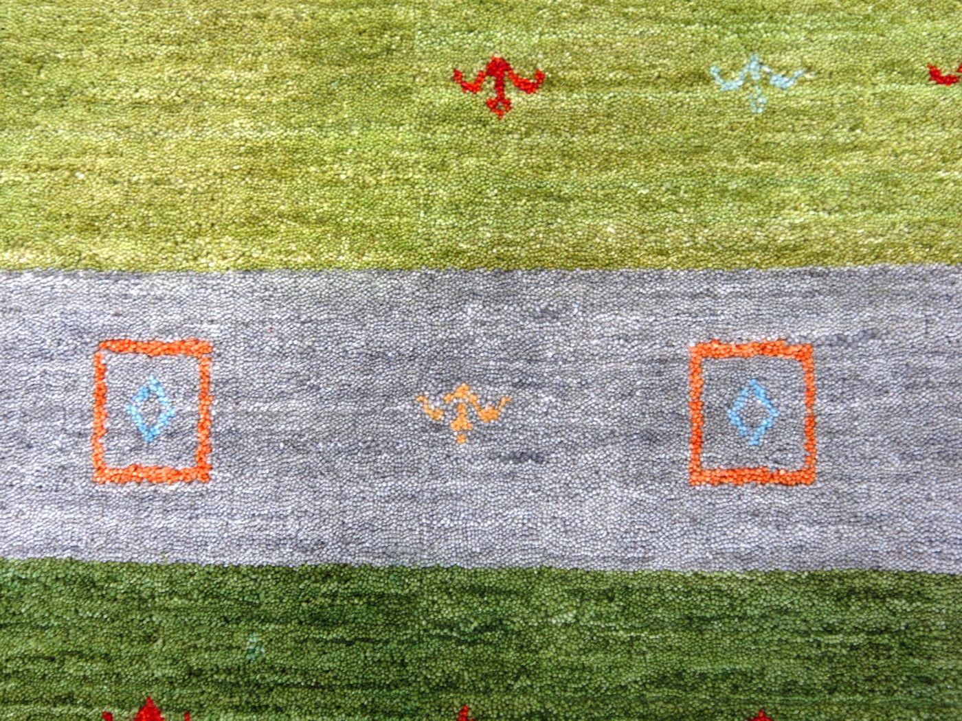 Moderní koberec Loribaft Exkluziv