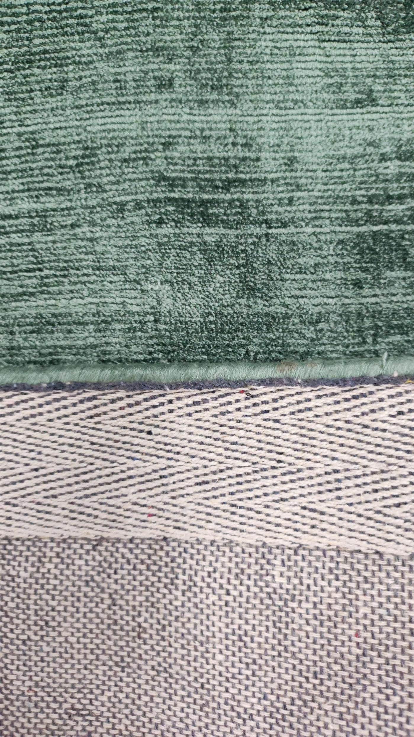 Modern rug Garous Tuft