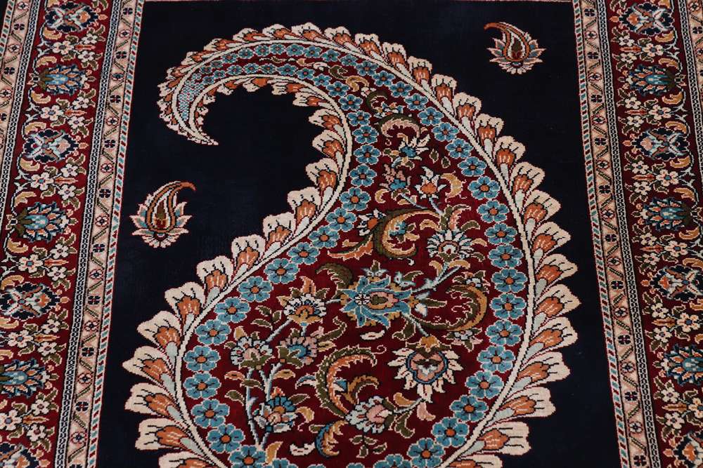 Oriental rug Hereke