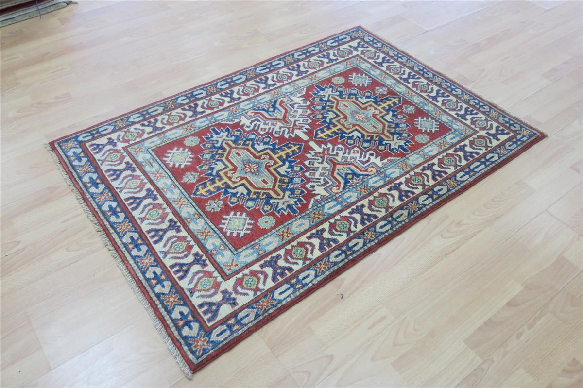Orientální koberec Kazak
