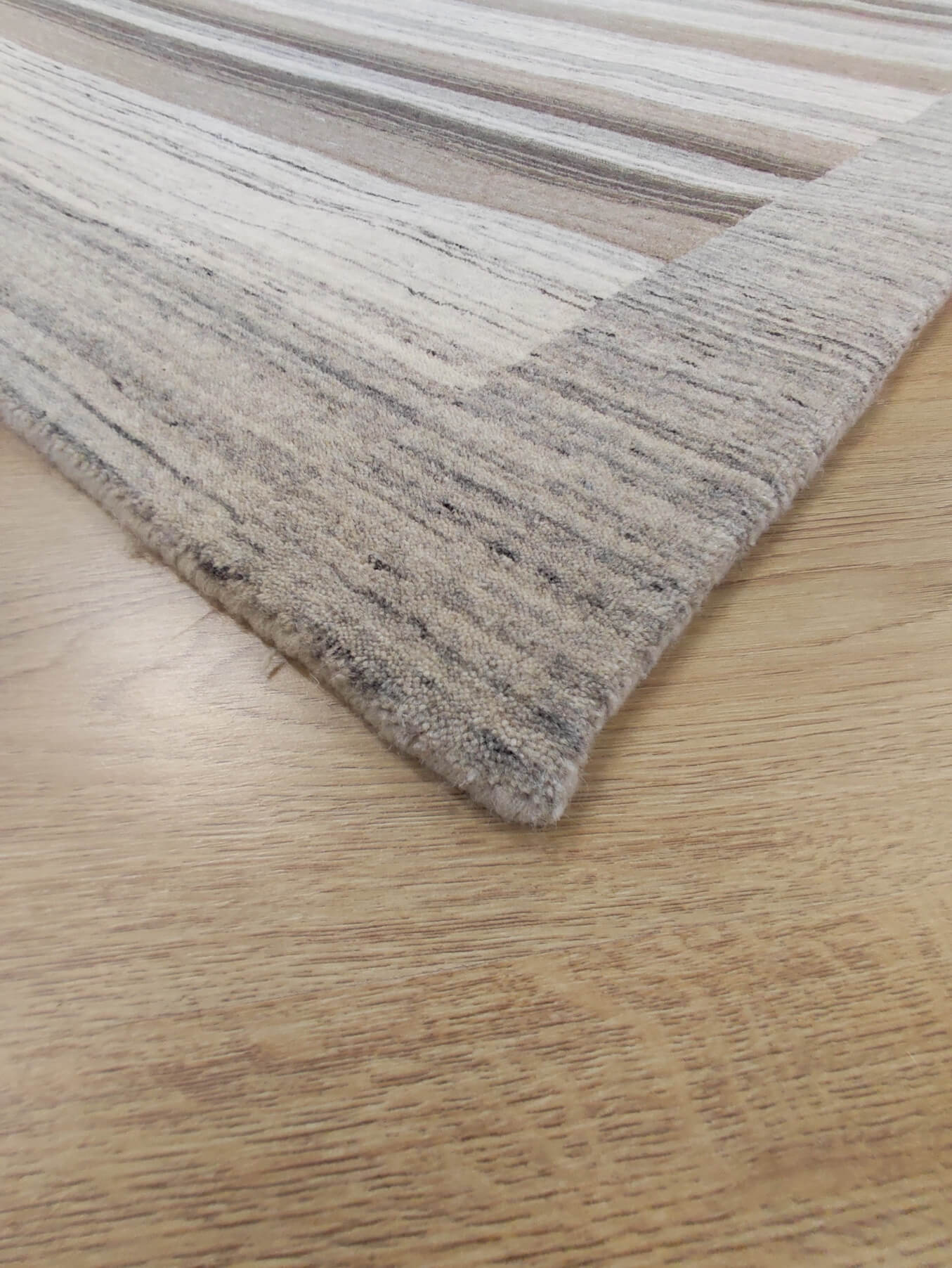 Modern rug Loribaft Exclusive