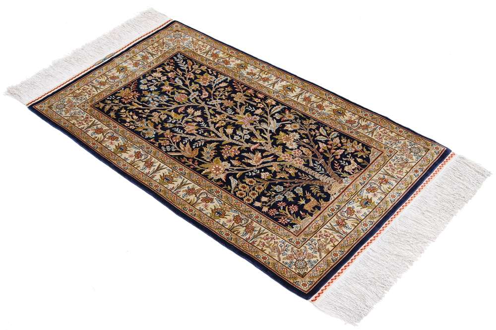 Oriental rug Hereke