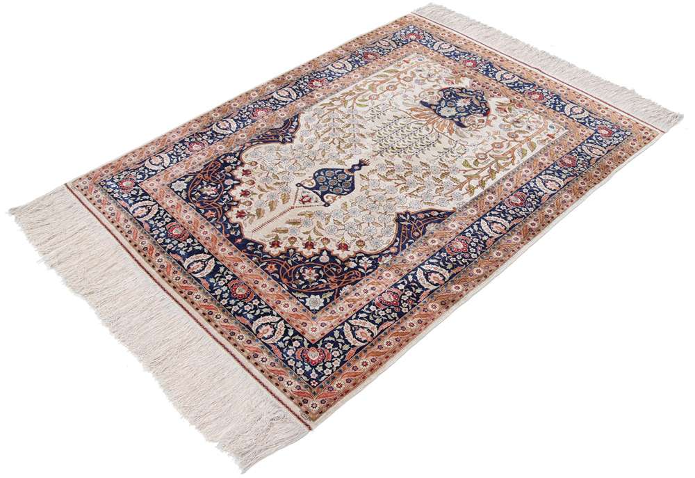 Oriental rug Hereke