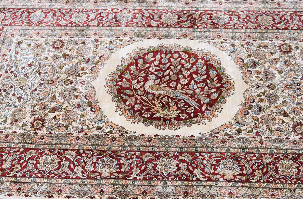 Oriental rug Hereke