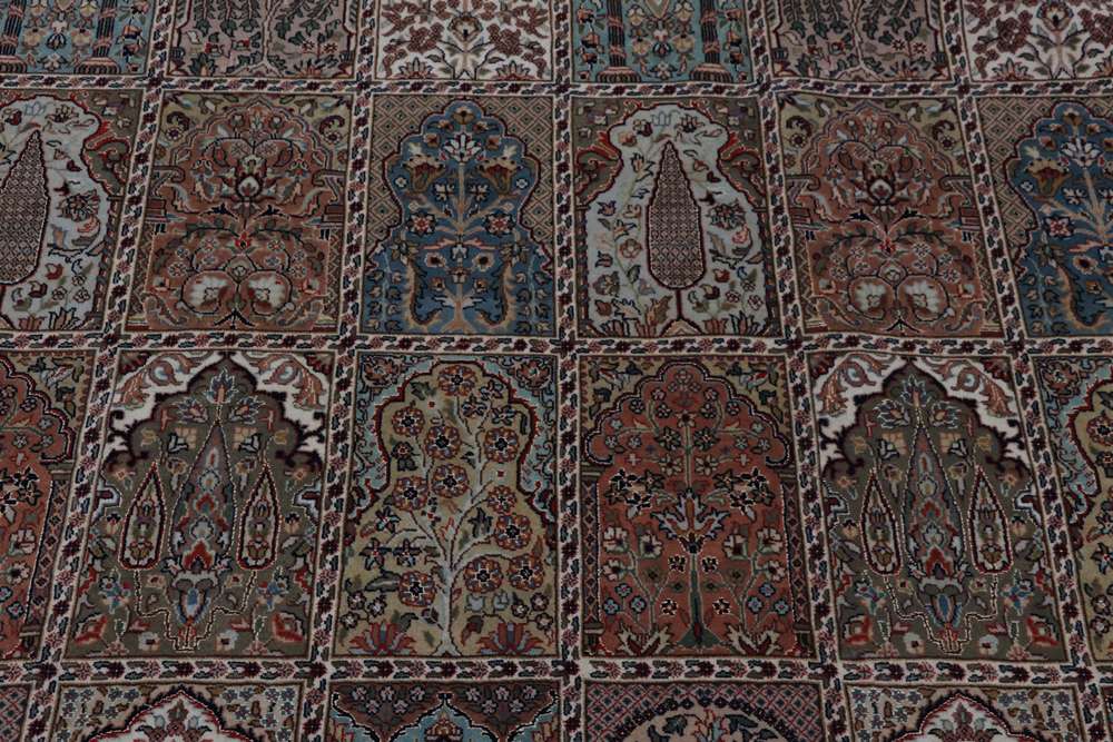 Orientální koberec Qom