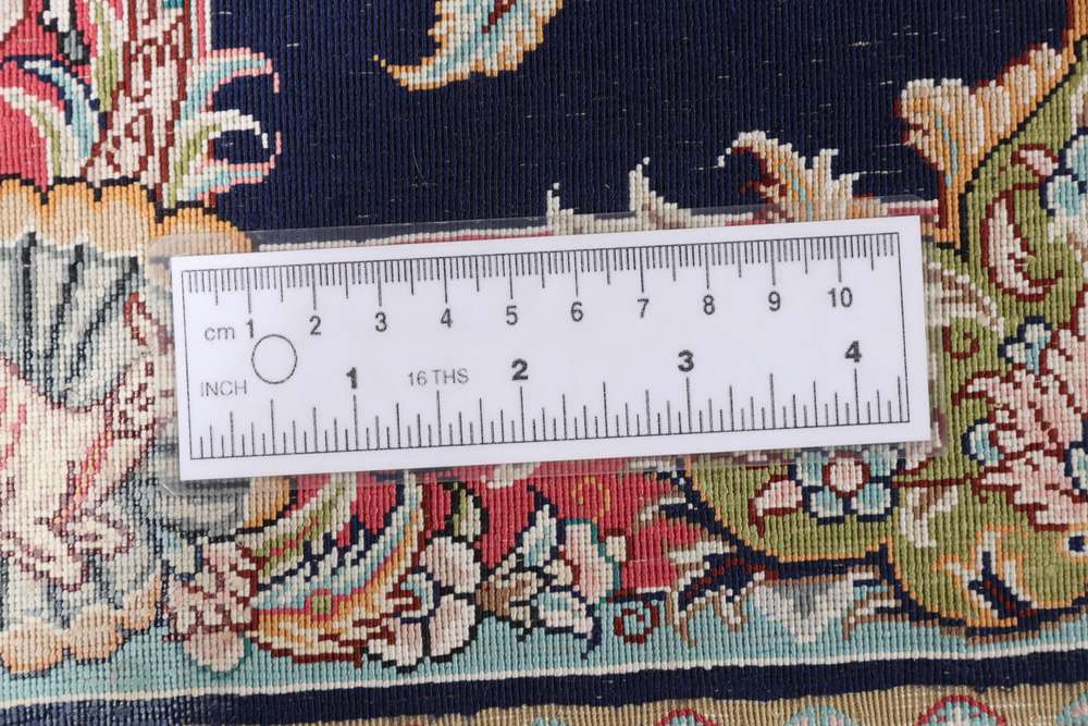 Oriental rug Cinar